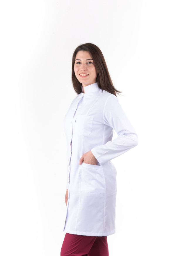 DÖ 013 Beyaz Alpaka Kumaş, Kuplu Model, Uzun Boy, Uzun Kol, Köşeli Hakim Yaka, Çıtçıtlı