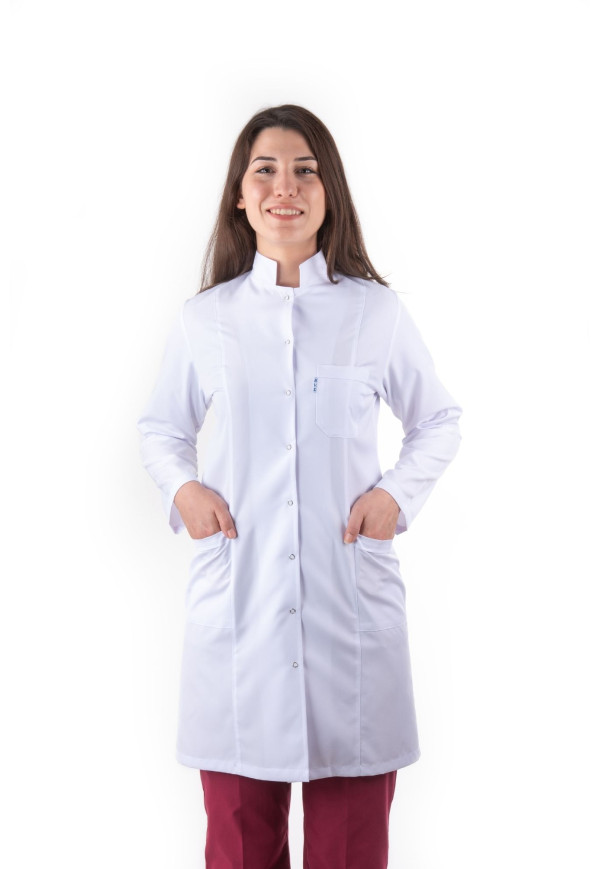 DÖ 013 Beyaz Alpaka Kumaş, Kuplu Model, Uzun Boy, Uzun Kol, Köşeli Hakim Yaka, Çıtçıtlı